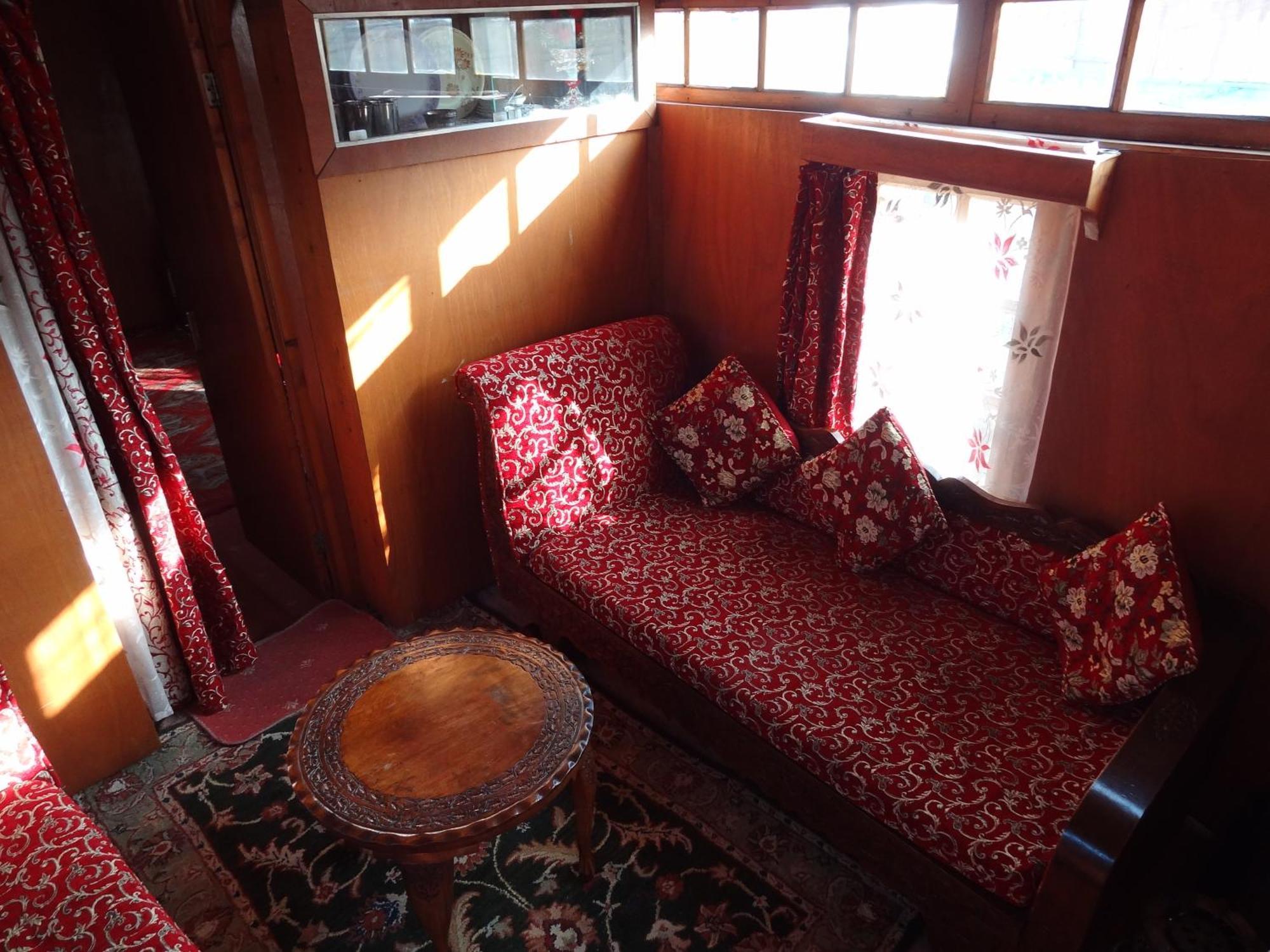 Hotel Houseboat Moon Of Kashmir Srīnagar Pokój zdjęcie