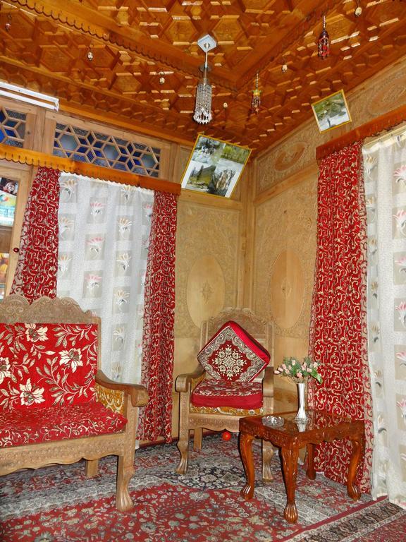 Hotel Houseboat Moon Of Kashmir Srīnagar Pokój zdjęcie